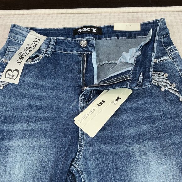 Sky Premium Women's Size 13 Blue Bootcut embellished Angel Wings Skull Jeans - Picture 7 of 12